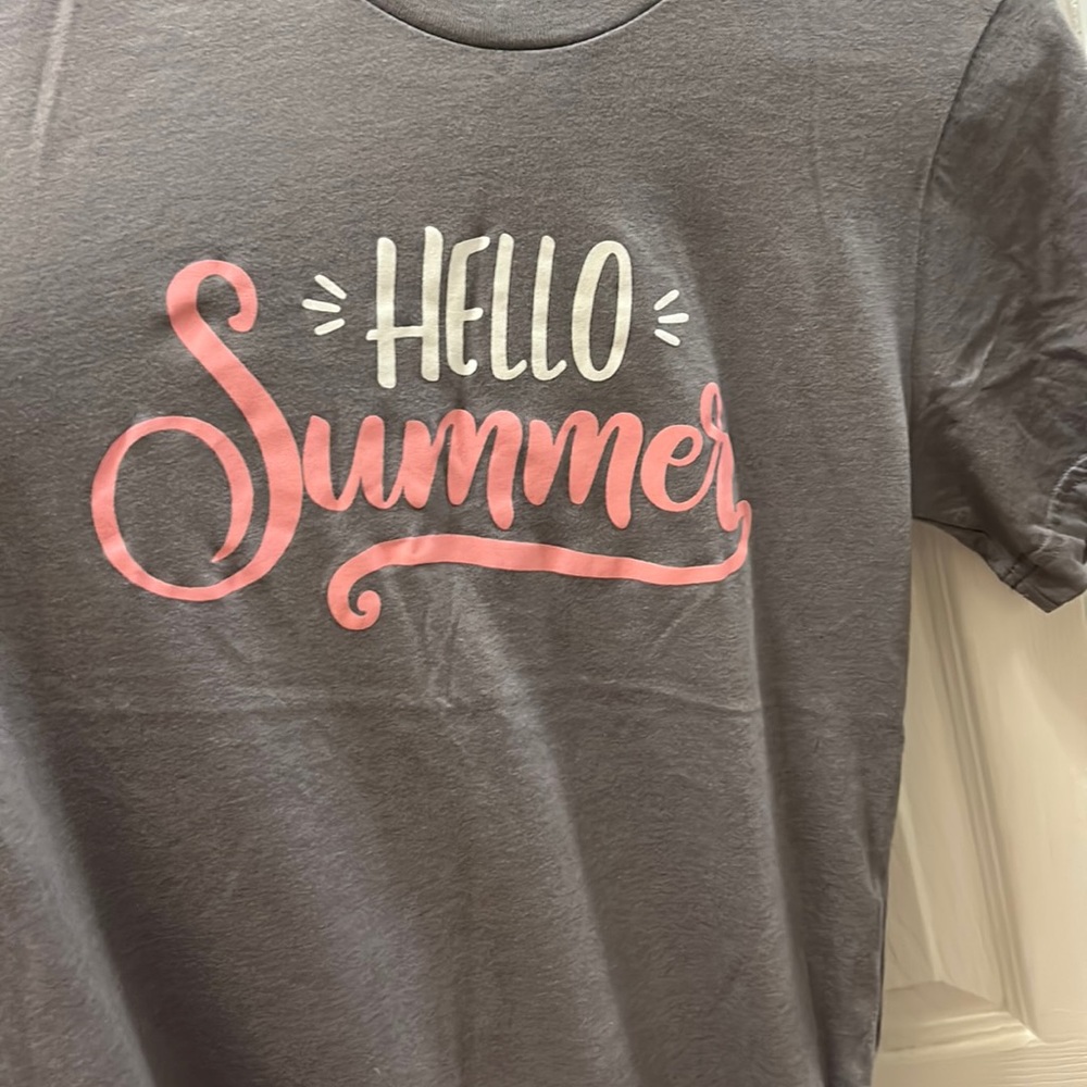 Women’s t shirt